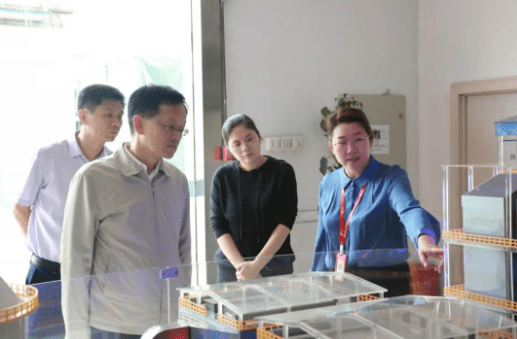 合肥市经济和信息化局王十朋一行莅临Welcome大发科技调研指导