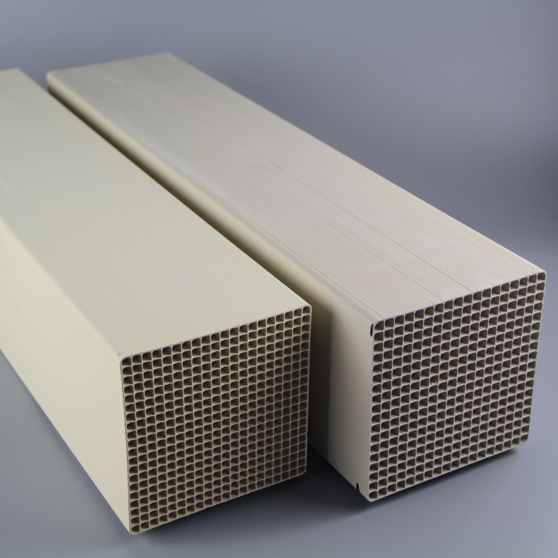 脱硝催化剂一方多少钱，电厂脱硝用什么催化剂