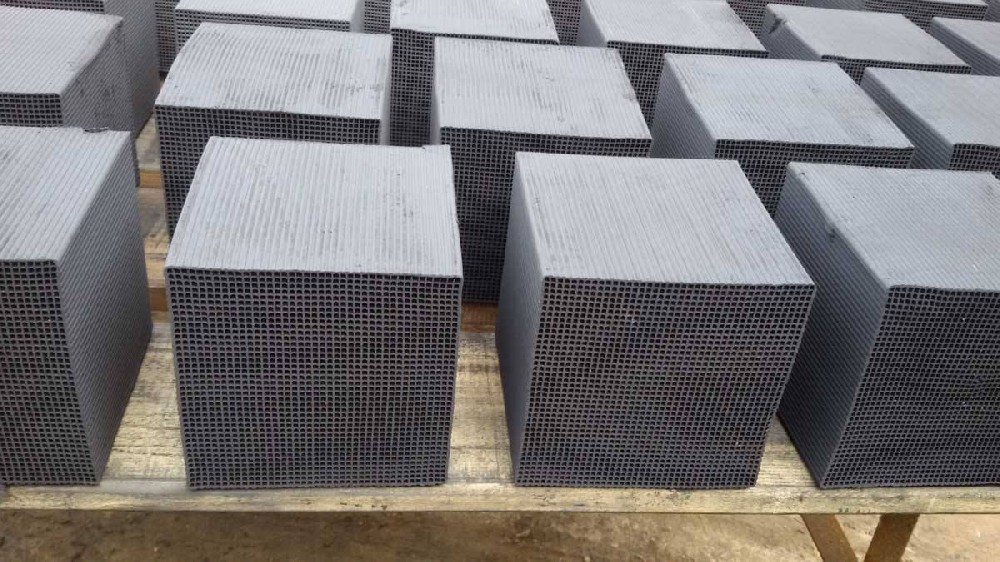 高温环境下脱硝催化剂的灵活应用，提升排放控制效率